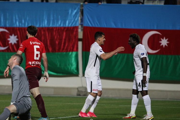 Tyaqo Bezerra 13 ilin rekordunu qırdı