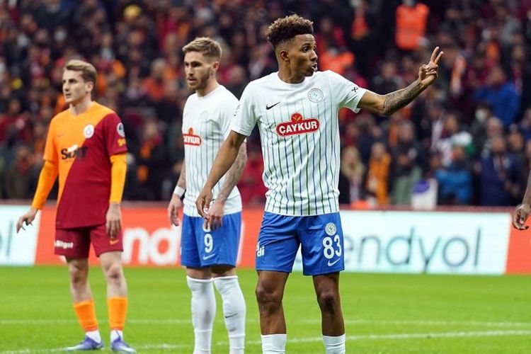 “Beşiktaş” yeni transferinə 30 milyon avro qiymət qoydu