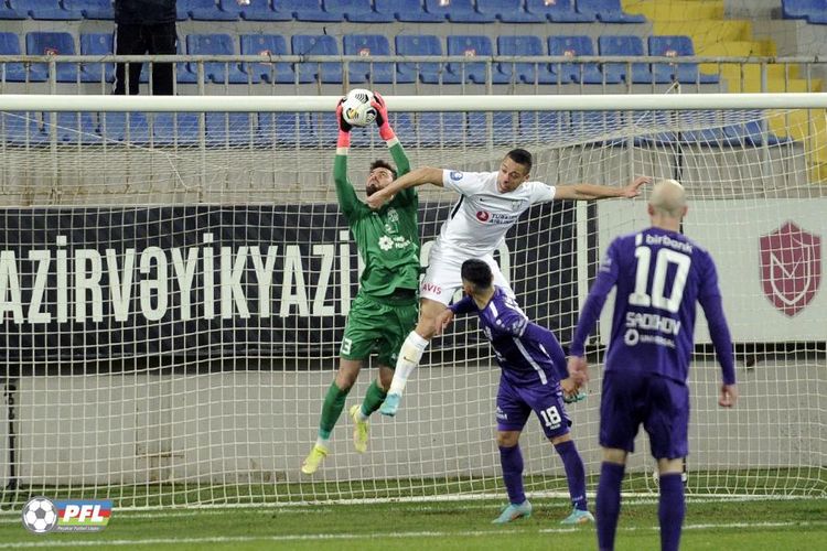 “Sumqayıt”ı “Neftçi”yə dəyişir