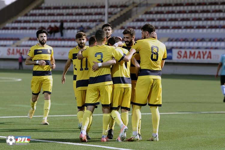 7 ildən sonra 10 komanda: Üçqat çempion və debütant gəlir