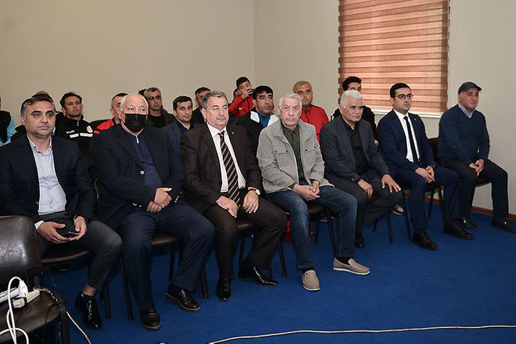 Məşqçilər Komitəsinin üzvündən həyəcan siqnalı: “Bunu etsək, təşviş yaranar”