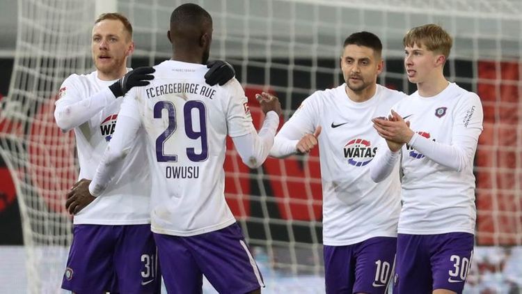 Yığmamızın futbolçusu Bundesliqa III-də oynaya bilər