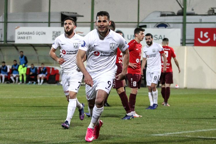 “Neftçi”nin bombardiri: “Azərbaycan təhlükəsiz, sakit ölkədir” - MÜSAHİBƏ