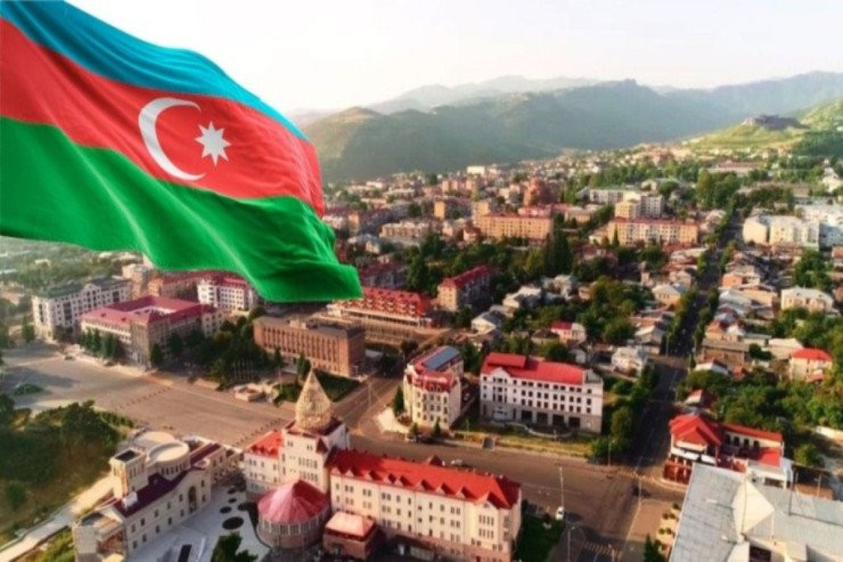 35 il sonra doğma şəhərə dönüş: Xankəndini necə gördüm? - Nurşən Quliyev yazır