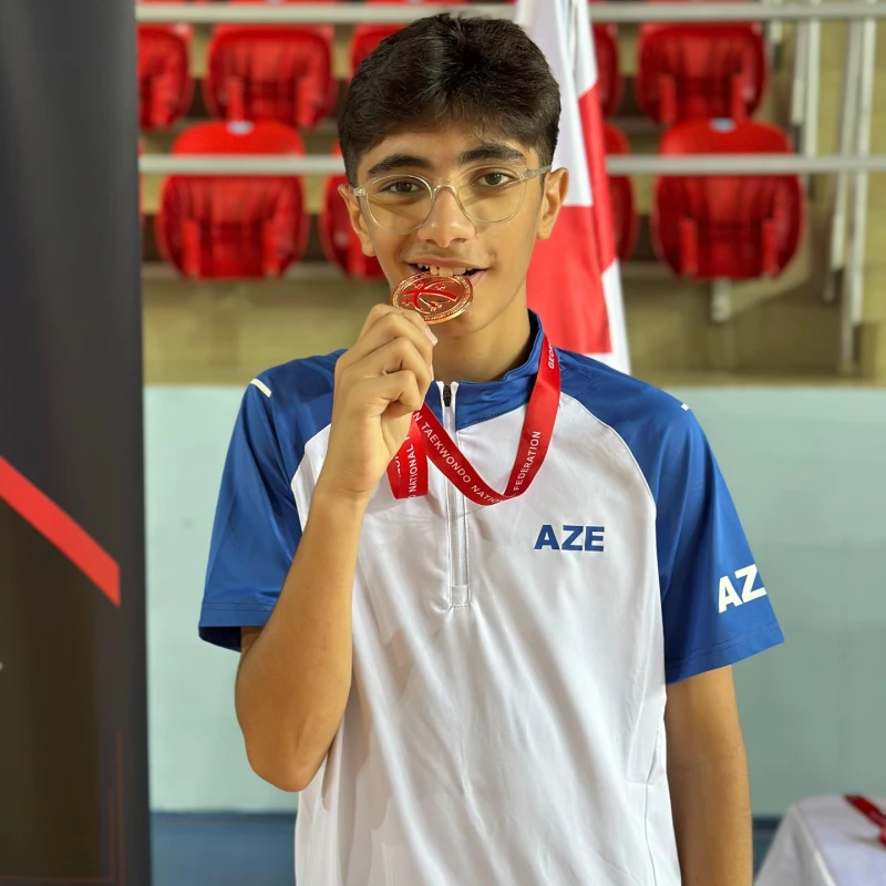 Taekvondoçularımız beynəlxalq turniri 3 medalla başa vurublar - FOTO 