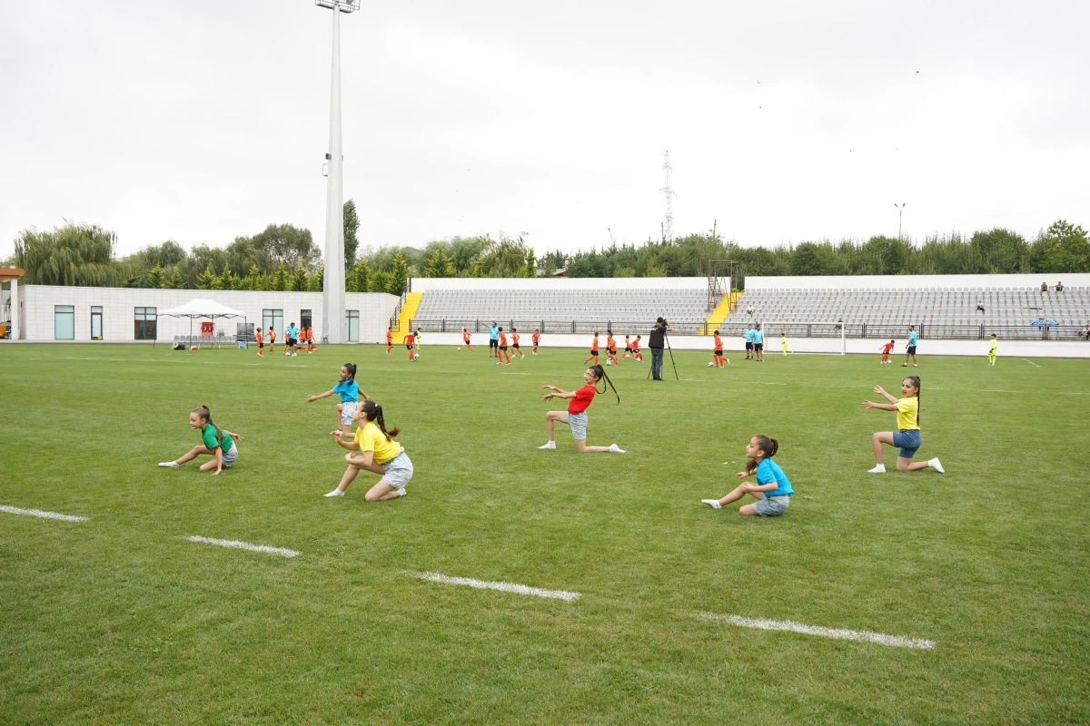 “Ulduz Cup”da ilk günün nəticələri bəlli olub - FOTO 