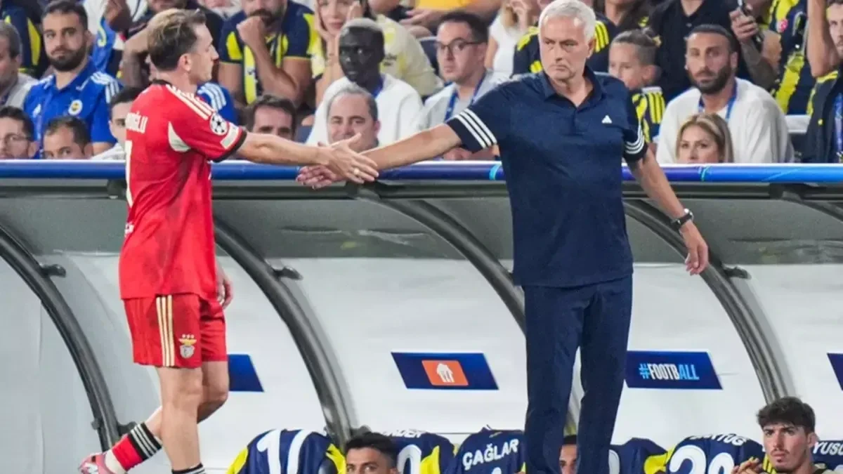Mourinyo Kerem Aktürkoğlu transferindən danışıb 