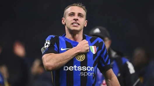 “Napoli” “İnter”in oyunçusu ilə maraqlanır