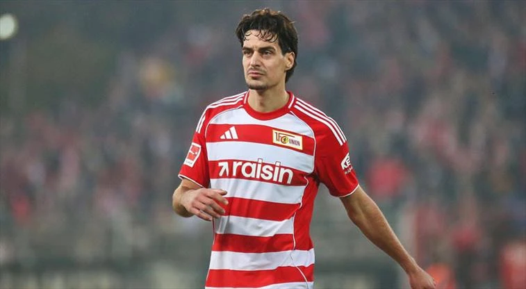 "Fənərbaxça" Bundesliqadan müdafiəçi transfer edəcək