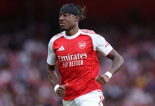İngiltərəli futbolçu “Arsenal”ın tarixinə düşüb