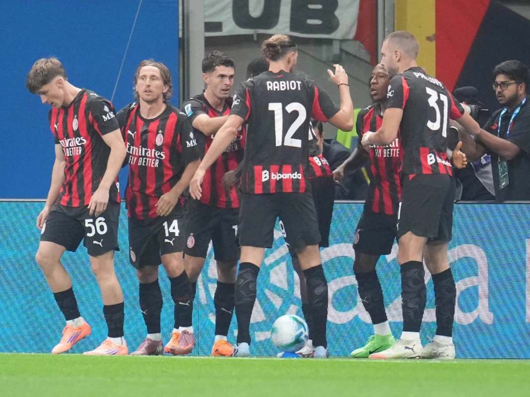 “Milan” qışda hücumçu və müdafiəçi transfer etməyi planlaşdırır