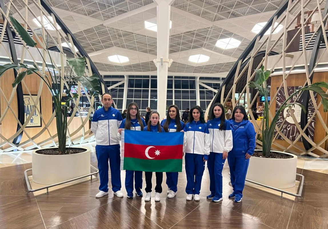 Stolüstü tennisçilərimiz Birləşmiş Ərəb Əmirliklərinə yollanıblar