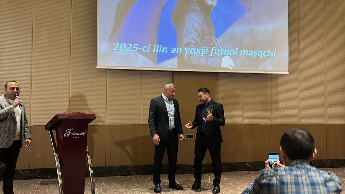 Qurban Qurbanov mükafatlandırılıb  - FOTO 