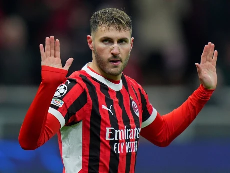 "Milan"ın hücumçusu əməliyyat olunacaq