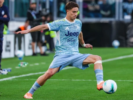 "Çelsi" və "Arsenal" "Yuventus"un ulduzu ilə danışıqlar aparır