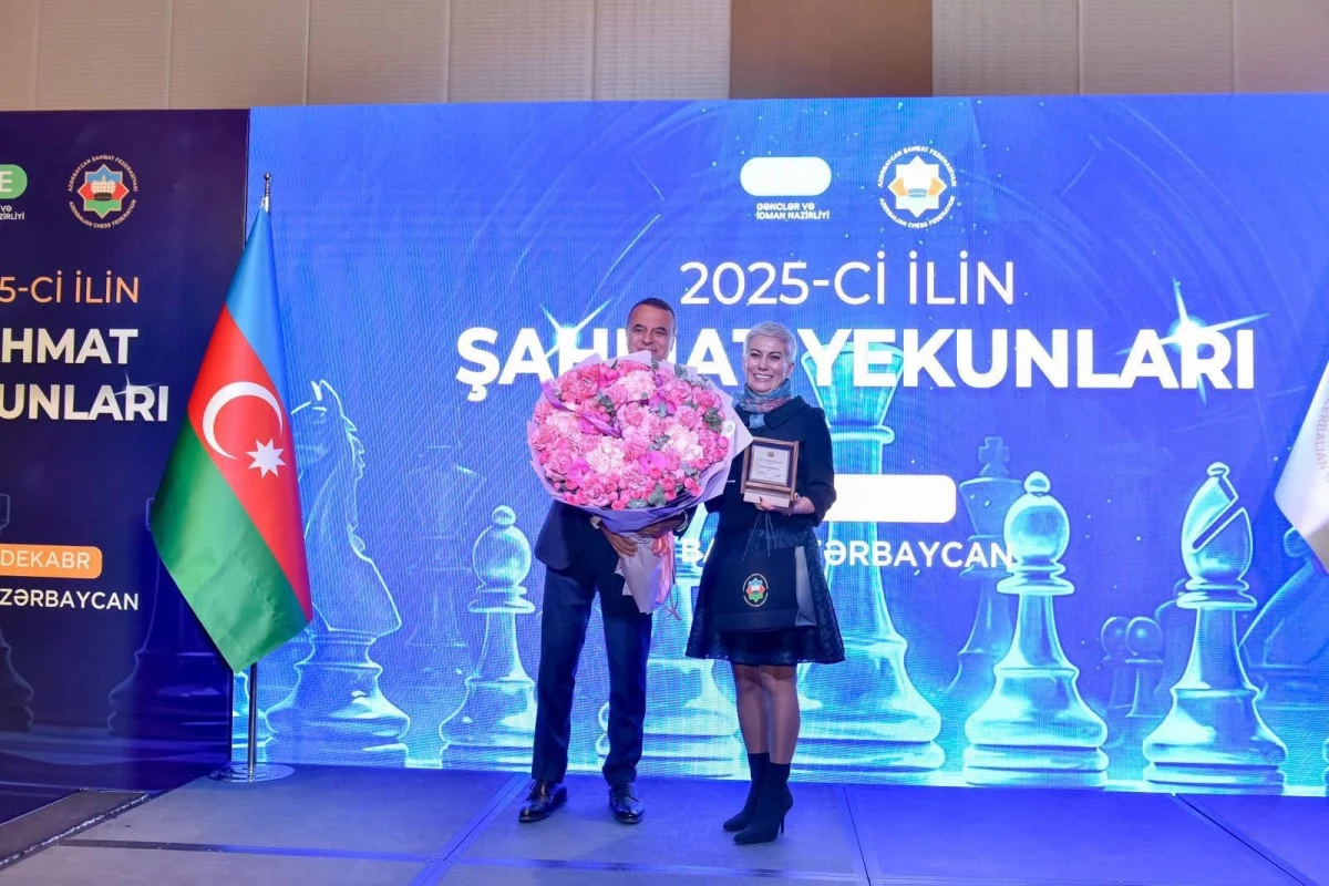 Beynəlxalq yarışlarda uğurlu çıxış edən şahmatçılarımız mükafatlandırılıb - FOTO 