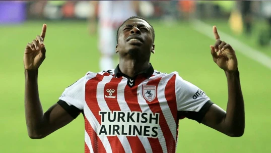 Tedesko istədi, klub rəsmi təklif göndərdi