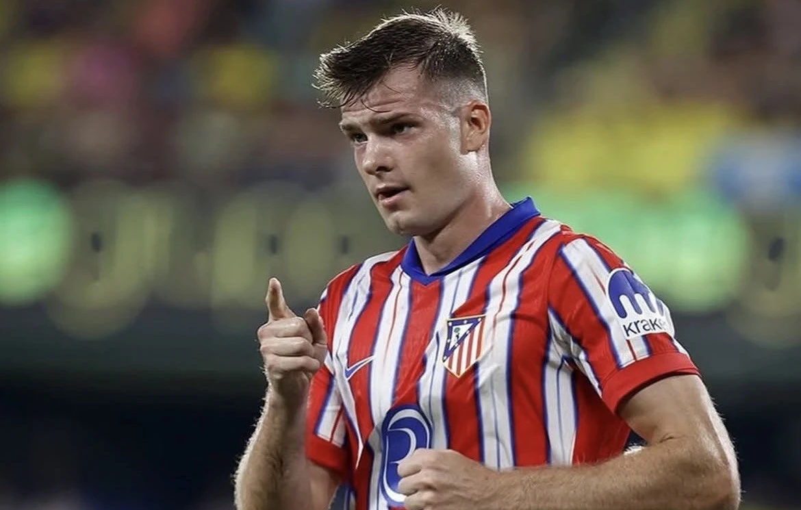 “Liverpul” Sörlot uğrunda “Fənərbaxça” ilə rəqabətə girir