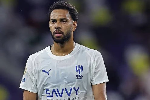 Braziliya millisinin üzvü karyerasını vətənində davam etdirəcək