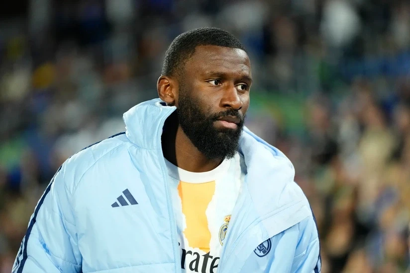 PSJ "Real"ın müdafiəçisi ilə maraqlanır