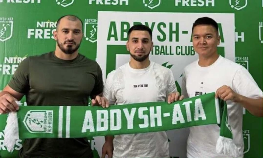 Daha bir futbolçumuz Qırğızıstan klubunda - RƏSMİ 