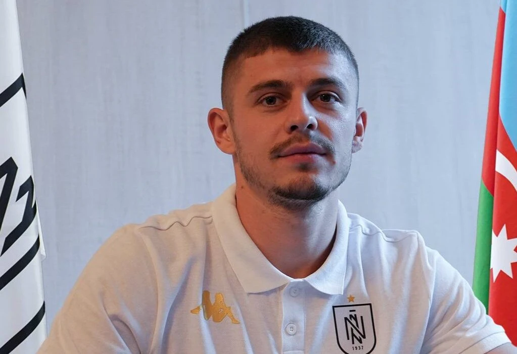 "Dinamo"dan "Neftçi"yə - Rəsmi 