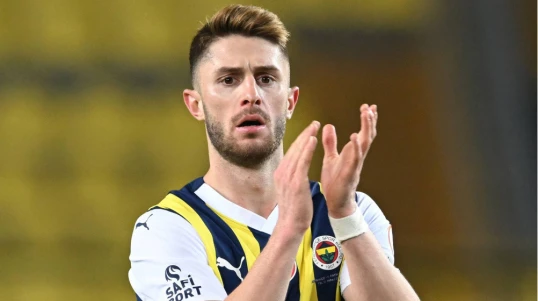 “Fənərbaxça”nın futbolçusu İngiltərə yolunda