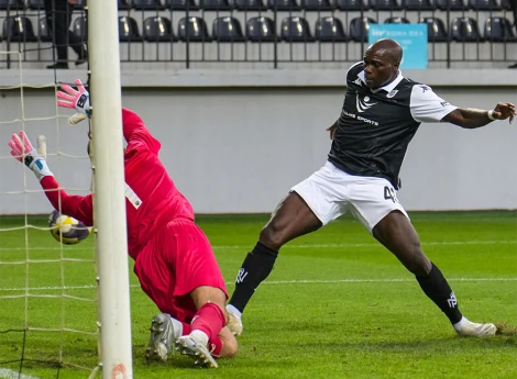 Abubakarın debütü Premyer Liqa tarixinə düşüb