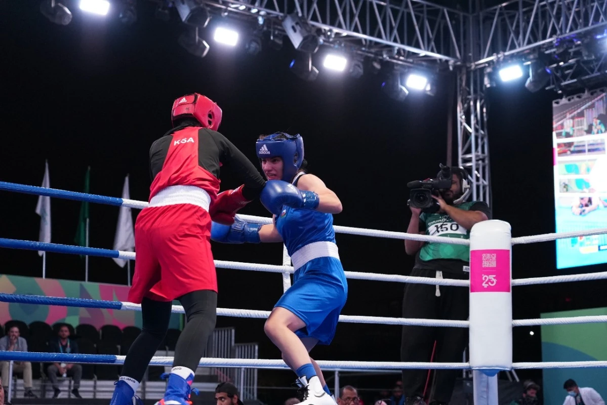 Boksçumuz İslamiadaya qələbə ilə başlayıb - FOTO 