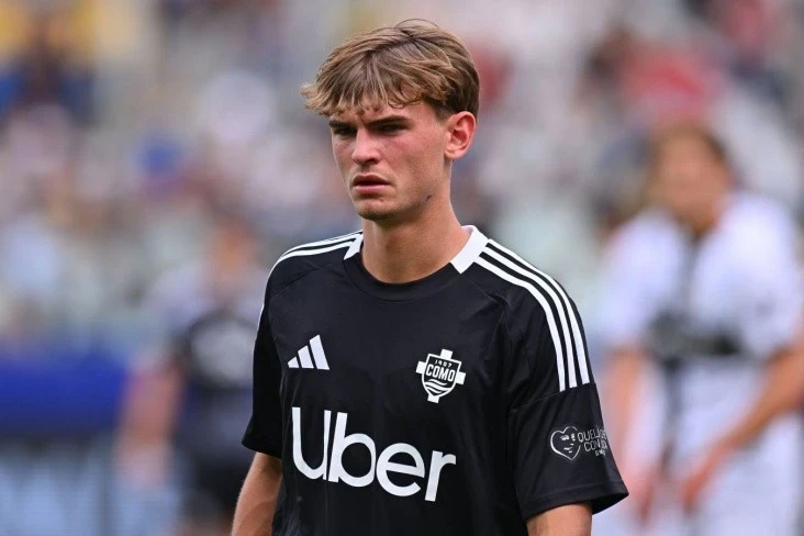 “Çelsi” heyətini argentinalı oyunçu ilə gücləndirəcək