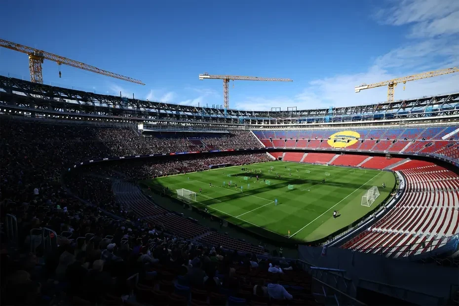 "Barselona" yenilənmiş stadionda ilk məşqinə çıxıb - FOTO 
