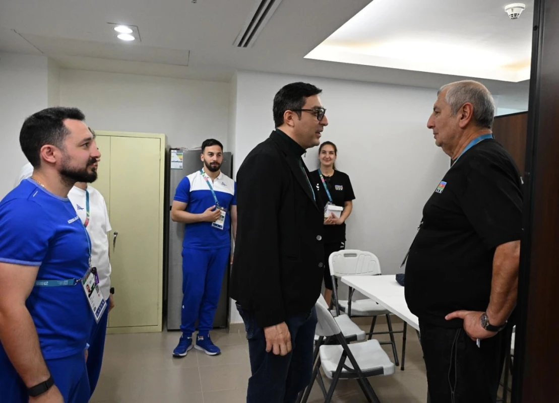 Fərid Qayıbov Ər-Riyadda Azərbaycan idmançıları ilə görüşüb - FOTO 