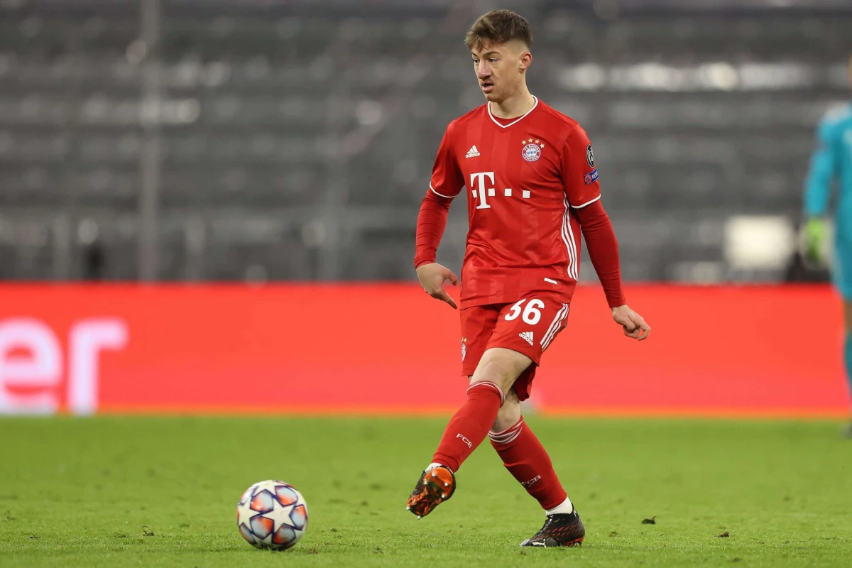 Almaniya millisinin üzvü "Mançester Yunayted"in hədəfində