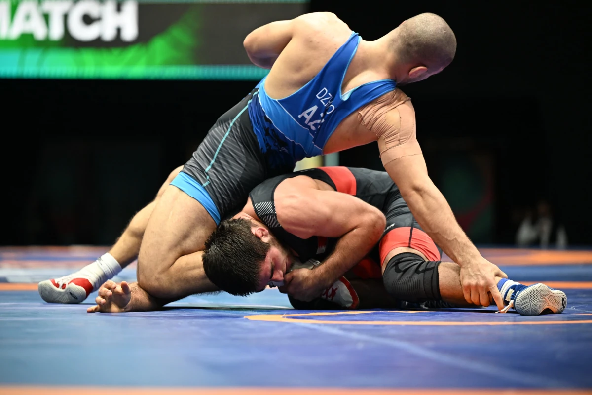 Azərbaycan güləşçisi İslam Oyunlarında qızıl medal qazanıb