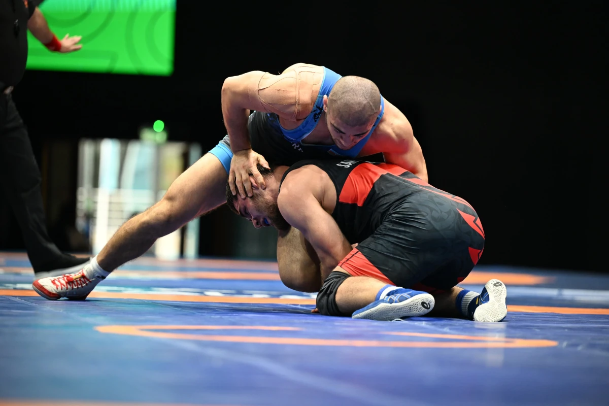 Azərbaycan güləşçisi İslam Oyunlarında qızıl medal qazanıb