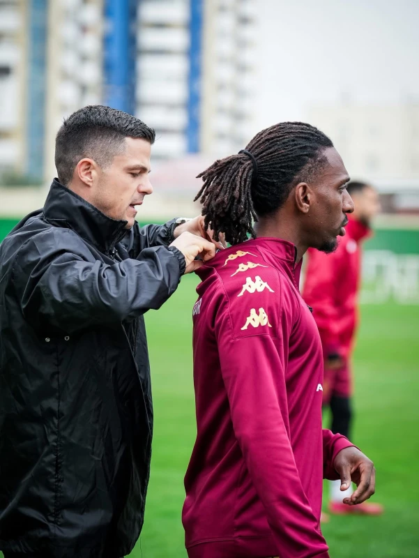 “Neftçi” “Turan Tovuz”la matçın hazırlığını başa vurub - FOTO 