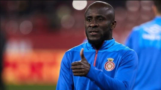 “Roma”nın sabiq hücumçusu karyerasını bitirib