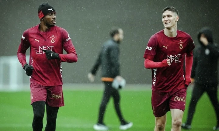 Derbi öncəsi "Qalatasaray"da sevindirici xəbər