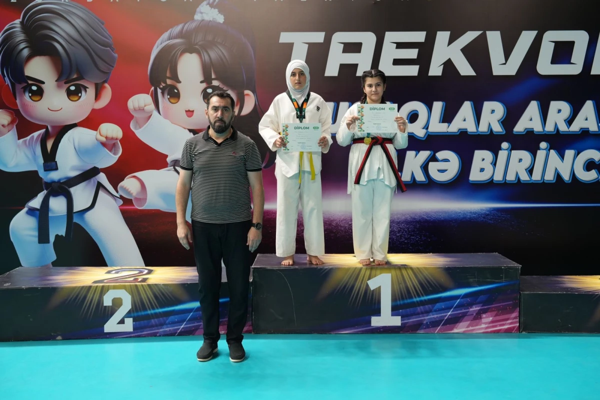 Taekvondo üzrə ölkə birinciliyinin qalibləri bəlli olub - FOTO