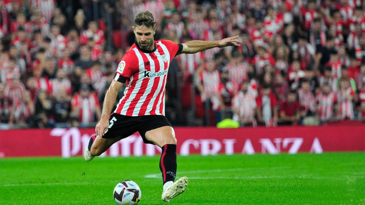 "Atletik"in futbolçusu diskvalifikasiya edilib