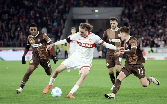 Bundesliqa: “Ştutqart” turu qələbə ilə başa vurub