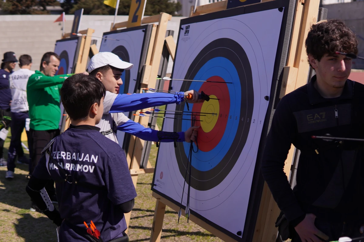 Kamandan oxatma üzrə Bakı kubokunun açılış mərasimi baş tutub - FOTO 