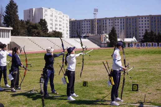 Kamandan oxatma üzrə Bakı şəhər kubokunun açılış mərasimi baş tutub - FOTO 