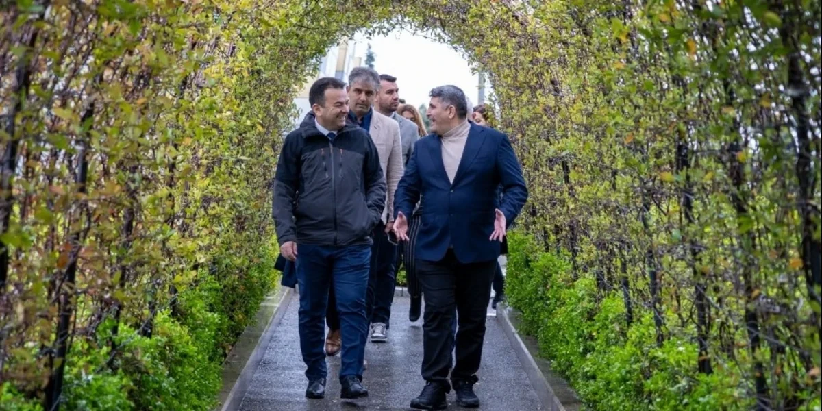 Şükrü Yılmazın rəhbərlik etdiyi nümayəndə heyəti Milli Gimnastika Arenasında olub