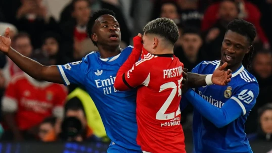 “Benfika”nın futbolçusu UEFA tərəfindən 6 oyunluq CƏZALANDIRILIB 