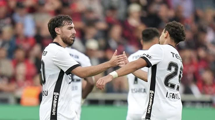 “Beşiktaş” qələbə qazandı, Nərimandan debüt