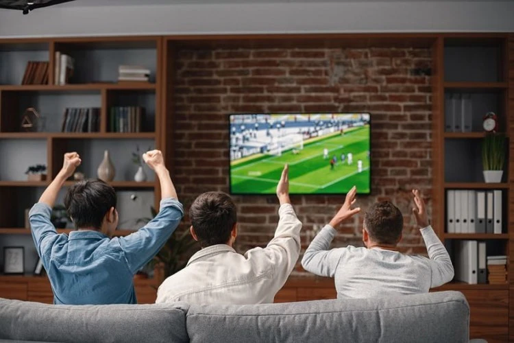 Günün canlı yayımlanacaq matçlar - TV AFİŞA 