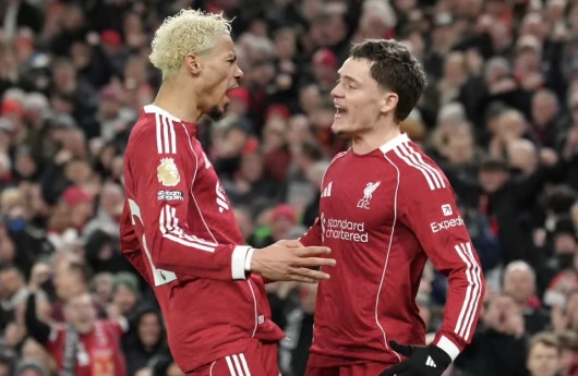 “Liverpul” “Qarabağ”ın rəqibini darmadağın etdi