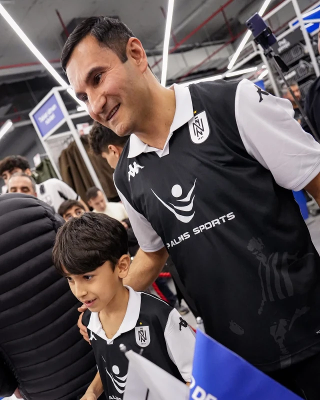 “Neftçi”nin rəsmi mağazasının açılış mərasimi baş tutub - FOTO 