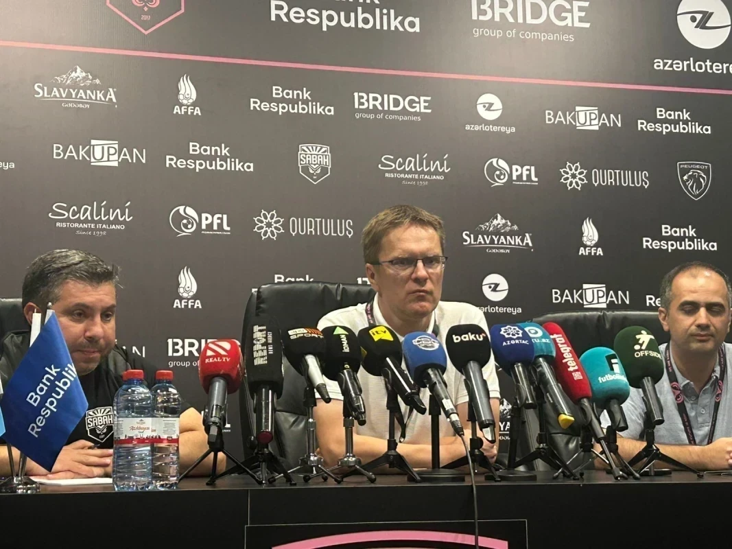 Dambrauskas: “Nəyə görə daim "Qarabağ" haqda suallar verirsiz?”